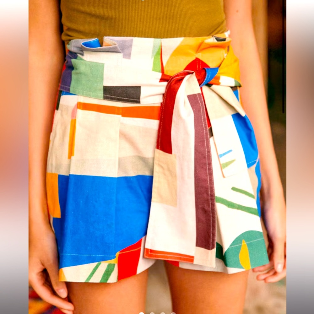 Sezane Tyson Shorts size 14 46 linen cotton paper bag tie waist abstract print